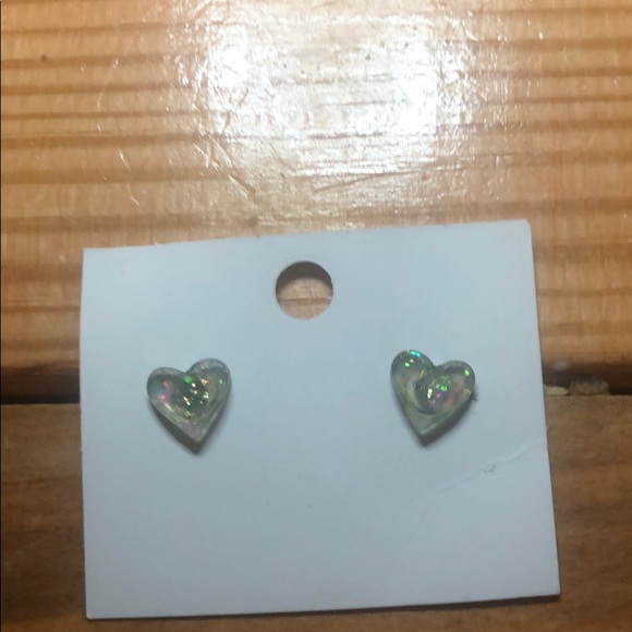 Glitter heart studs